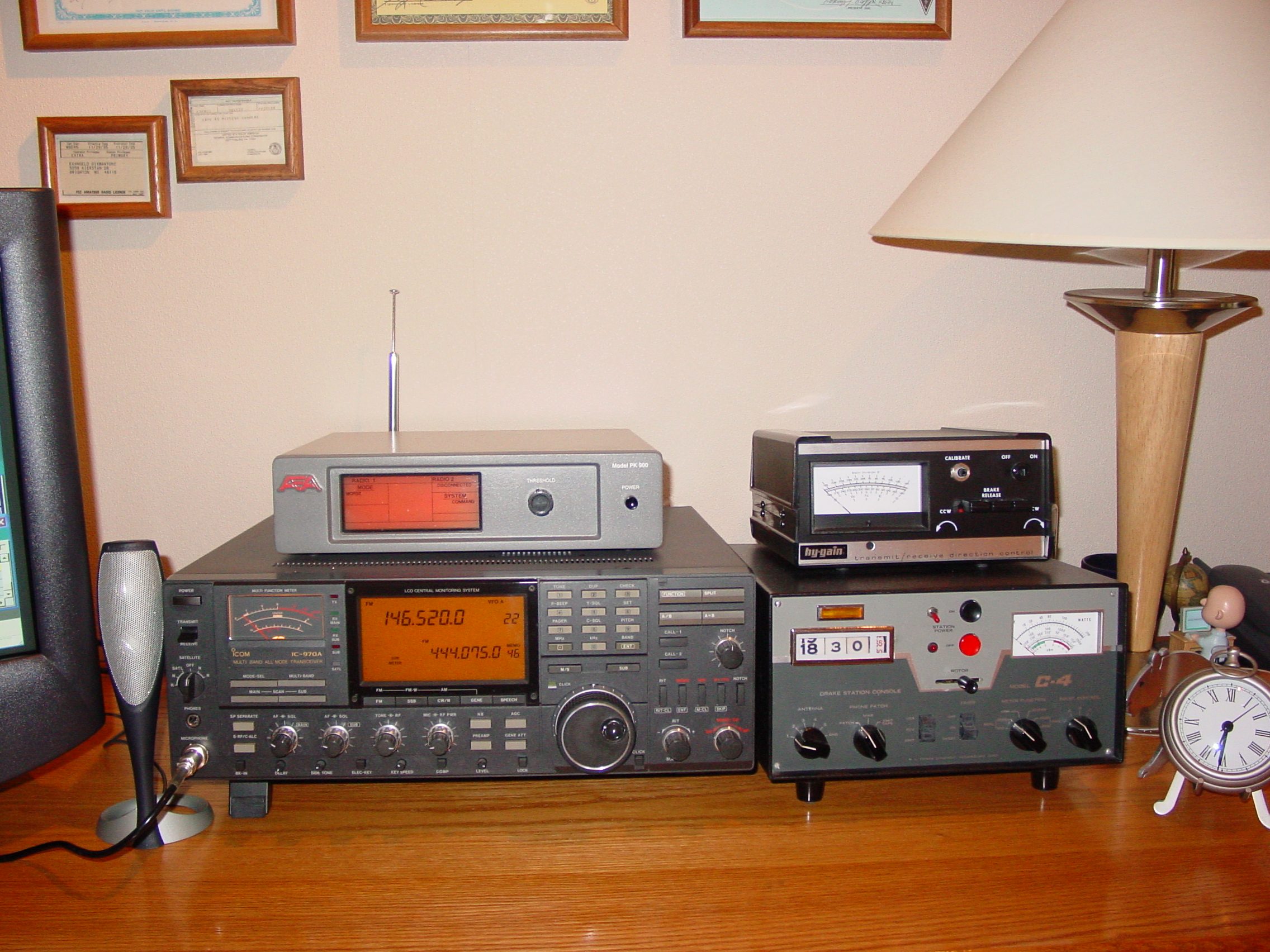 The  VHF / UHF Station